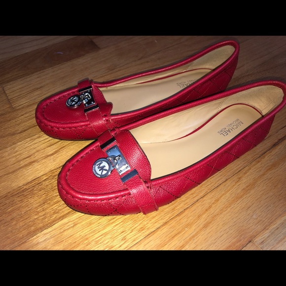 Michael Kors Red Flats - Picture 4 of 8